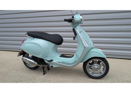 VESPA PRIMAVERA 50 comme neuf