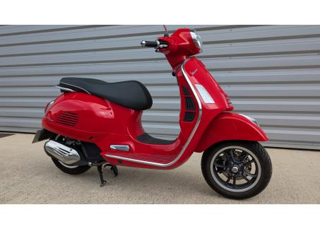 VESPA GTS 125 SUPER comme neuf
